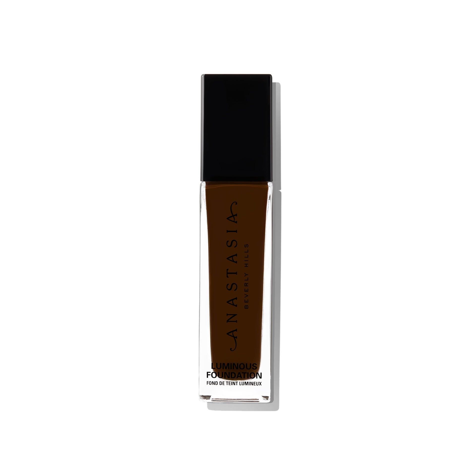 590C | Closed Luminous Foundation - 590C