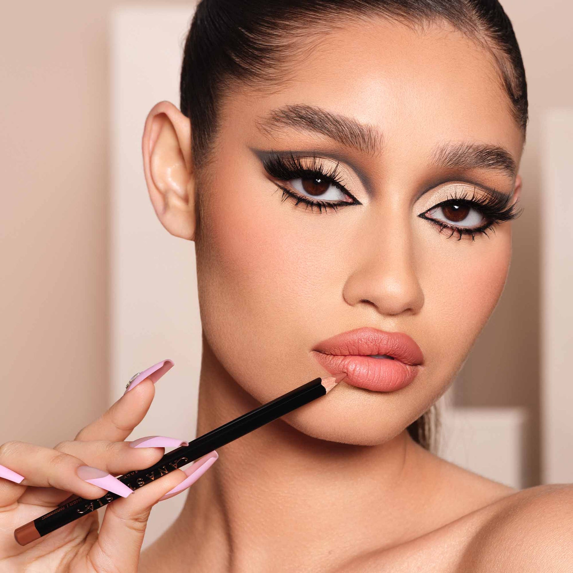 Stylized Lip Liner